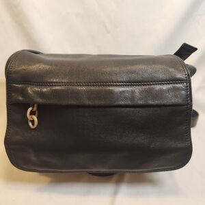 Americana By Sharif Black Leather Shoulder/Crossbody Bag